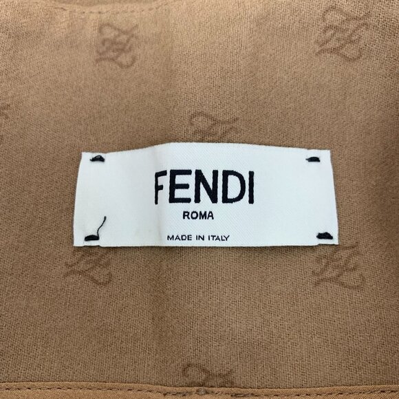 Fendi Roma Womens Brown Logo Pleated Wool & Cashmere Shorts Size M Made In Italy - Picture 2 of 7